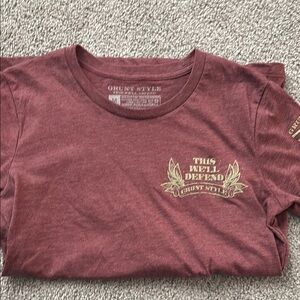 Grunt Style Women’s Club T-Shirt- NWOT